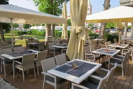Viva Riva Zadar Apartment Exterior photo